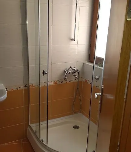 Bukor Shtepi Lux 巴尔奇克