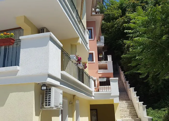 Bukor Shtepi Lux * 巴尔奇克